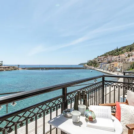 The Lalouda Of Mani アパート ギシオ