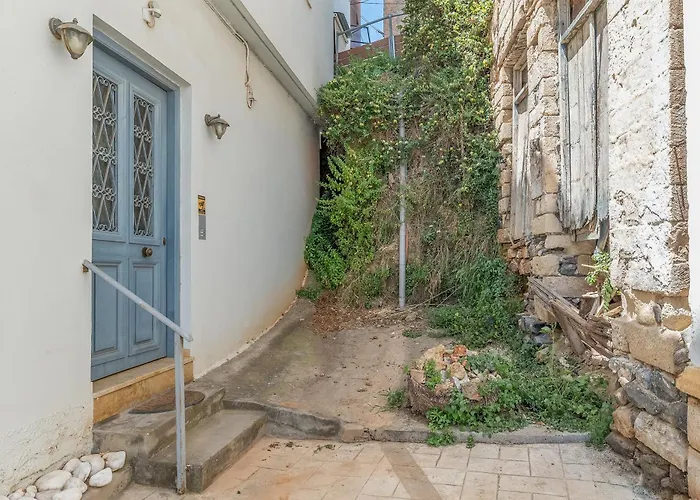 The Lalouda Of Mani Apartmán Gythio